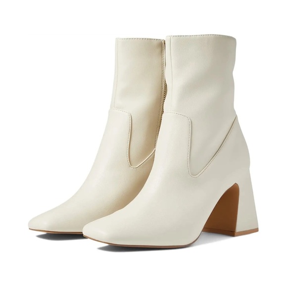 Abercrombie & Fitch Shoes - Abercrombie & Fitch Valerie Bootie Size 7.5